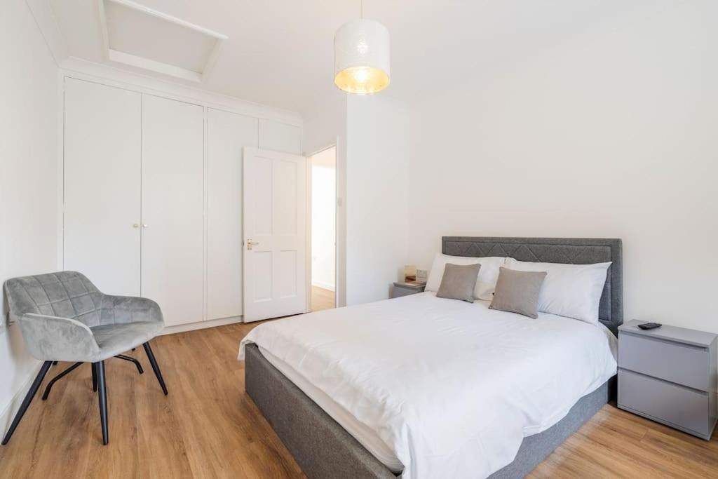 Villa House 10 Mins To Tower Bridge Hot Tub & Parking à Londres Extérieur photo