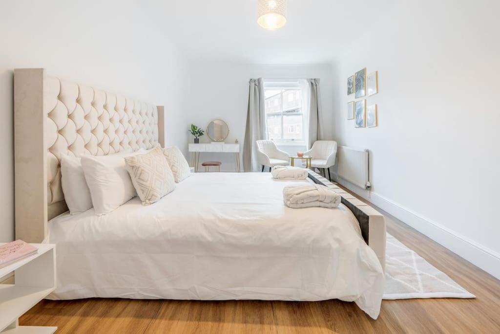Villa House 10 Mins To Tower Bridge Hot Tub & Parking à Londres Extérieur photo